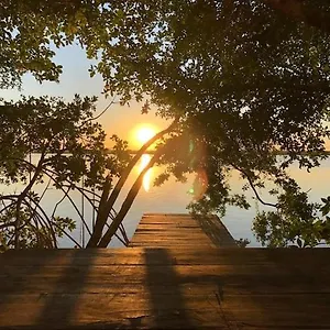 https://santuario.quintano-roohotels.com